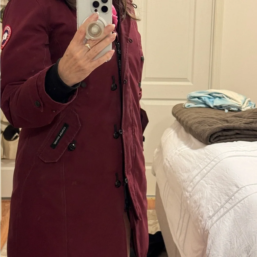 Canada Goose Women's Kensington Parka Size M Fusion Fit - Picture 2 of 15